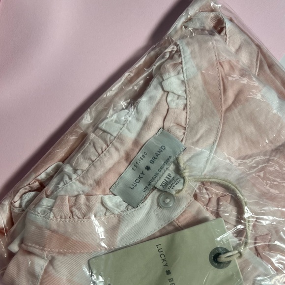 Lucky Brand Woman Long Sleeve Button Down Elsa - Picture 8 of 8